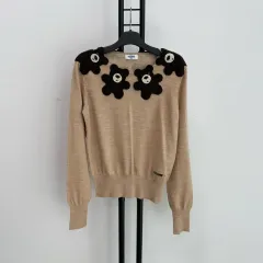 正規品 MOSCHINO モスキーノ ベージュ ウール ニットのサムネイル