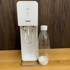 SodaStream 炭酸水メーカー 本体 ホワイト 専用ボトル付き 使用2回