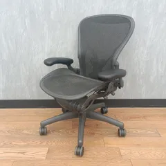 【訳アリ 中古】 Herman Miller オフィスチェア 肘あり 2016年製 ブラック デスクチェア チェア イス 椅子 中古のサムネイル