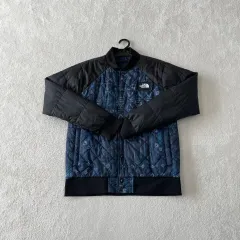M THE NORTH FACE ザノースフェイス リバーシブル 軽量ダウン ジャケット リー 95のサムネイル