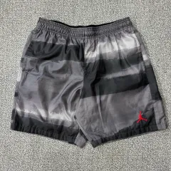 ナイキ ジョーダン レガシー ショーツのサムネイル