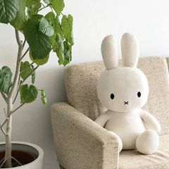 さがら刺繍収納スツール ミッフィー - メルカリ