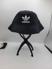 adidas アディダス ロゴ 刺繍 バケットハット バケハ キャップ 帽子 ブラックのサムネイル