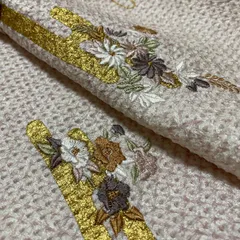 付下げ 総絞り 刺繍の花模様 着物 正絹 X-5058のサムネイル
