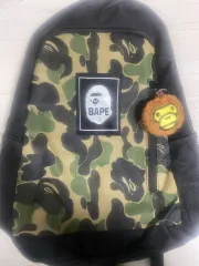 A BATHING APE 日本雑誌付録 バックパック キーホルダー2個のサムネイル