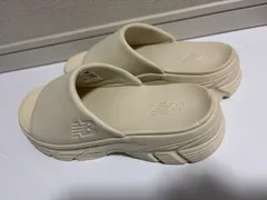 未使用品　ニューバランス New Balance w750874 SL Slide Sandal B スライドサンダル　ベージュ　25cmのサムネイル