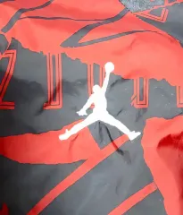 ジョーダン ユース カラーブロック WHO フード ウィンドブレーカー ジャケット Gym Red / Black L (12 13Y)のサムネイル