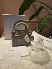 ♪可愛い♡ Dior レディディオール ミニ グレー - メルカリ