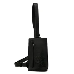 LOEWE(ロエベ) ワンショルダーバッグ バーティカルTポケット 黒のサムネイル
