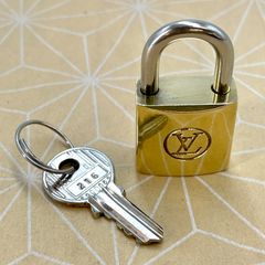 LOUIS VUITTON カデナキー　5個　まとめて　バラ売りは難しいです。 LOUIS VUITTON カデナキー 5個 まとめて バラ売りは難しいです