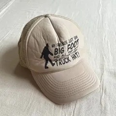 90s　vintage　OTTO　オットー　BIG FOOT　ビッグフット　未確認生物　UMA　メッセージロゴプリント　ジョーク　おもしろデザイン　メッシュキャップ　ベースボールキャップ　スナップバック　ロープ付　ベージュ　Y2K　グランジ　ストリート　個性派のサムネイル