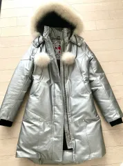 MOOSE KNUCKLES ムースナックルズ レディース ダウン (正規品)のサムネイル