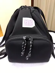 M20【美品】FREDRIK PACKERS　フレドリックパッカーズ　バッグ　黒　フリークスストア別注　ラウンドナップサックのサムネイル