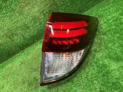 ヴェゼル RU4 右テールランプ・テールライト ハイブリッドX Lパッケージ  コイト 220-62164 33502-T7B-J11 NH823Mのサムネイル