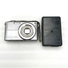 カシオ　CASIO  EXILIM  EX-Z200 シルバー  デジカメ　49875 (セ) カシオ CASIO EXILIM EX-Z200 シルバー デジカメ 49875 (セ) - メルカリ