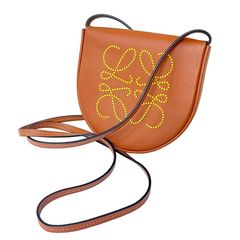 Cubby様専用ロエベ×スーパーマリオ LOEWEコラボ ポーチ 世界50個限定