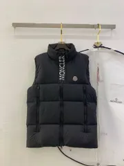 MONCLER ブラック ダウンベストのサムネイル
