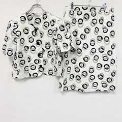 GIVENCHY　ジバンシー　セットアップ　半袖ジャケット　タイトスカート　総柄　白　ホワイト　15サイズ　古着【値引き交渉OK！】のサムネイル