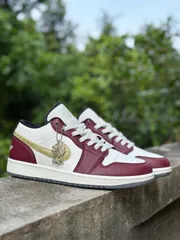 お値下げしました??即購入新品箱付?? ナイキ travis scott×AIR JORDAN 1 Low year of the dragon ナイキのサムネイル