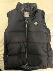 MONCLER KITA GILET ダウンベスト ブラック - メルカリ