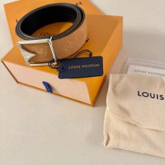 LOUIS VUITTON チェーンベルト・LV ブレイデッド - メルカリ