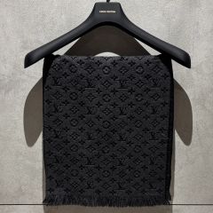 あ*ん様 LOUIS VUITTON モノグラム マフラー グレー - メルカリ