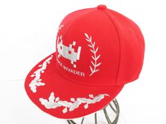 ゲームセンターあらし インベーダーキャップ 赤×シルバー - メルカリ