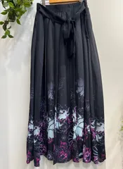 NIER CLOTHING   ニーア クロージング　　袴風ユニセックス　スカート【和柄九尾】のサムネイル