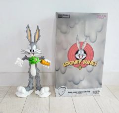 Looney Tunes 大型フィギュア2点セット - メルカリ