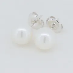 MIKIMOTO ミキモト パールピアス 8.1ミリから8.2ミリ K18WG(18金 ホワイトゴールド)のサムネイル