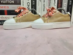 <新品> LANVIN ランバン レディース スニーカー 245のサムネイル