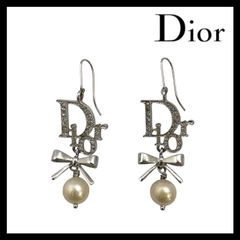 Dior】ロゴ リボン フェイクパール ピアス シルバーカラー ライン