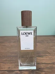 LOEWE 香水 オードゥ パルファン ロエベ 001 ウーマン 50ml 残量約8割程度	送料無料♪のサムネイル