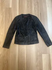 【226869】COMPTOIR DES COTONNIERS コントワー デ コトニエ  ゴートレザー　山羊革　ノーカラージャケット  ・のサムネイル
