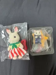 シルバニアファミリー 未開封 まとめ出品 クージー チョコレート うさぎ＋ミルキーウェイ 赤ちゃん猫のサムネイル