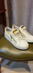 ジュゼッペ・ザノッティ 白 スニーカーのサムネイル