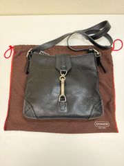 コーチ ショルダーバッグ ブラック レッド タッセル 3way - メルカリ
