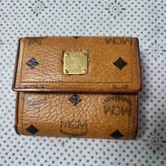 MCM ヴィセトス 二つ折り財布のサムネイル