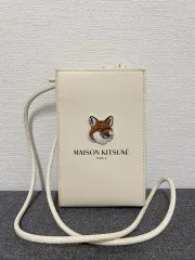 メゾンキツネ バッグのサムネイル