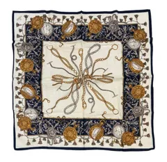 フェンディ  ハンカチ　スカーフ scarf　ロゴ　ネイビー　チェーン レディース　FENDI　のサムネイル
