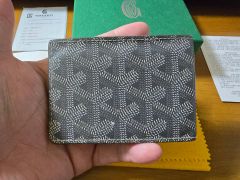 GOYARD 二つ折り財布 グレー - メルカリ