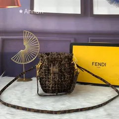本日限定！レディース FENDI フェンディ ショルダーバッグのサムネイル