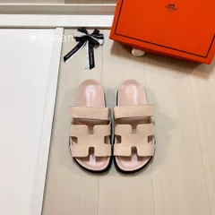 新型 激レア 新品  HERMES エルメス サンダル  レディースのサムネイル