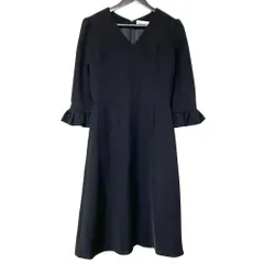 美品 BORDERS at BALCONY ボーダーズアットバルコニー ベルスリーブ Vネック ワンピース サイズ38 ブラック レディース 古着 中古 USEDのサムネイル