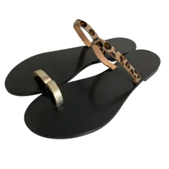 美品 25SS NICOLAS LAINAS ニコラスライナス レオパード柄 ハラコストラップ トングサンダル サイズ39 約24.5cm ベージュ ブラック レディース 古着 中古 USEDのサムネイル