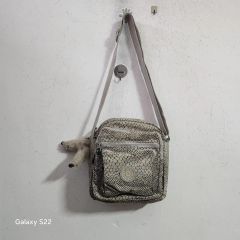Kipling ショルダーバック ナイロン 総柄 迷彩柄 斜め掛け ピンク 