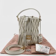 ♡様専用】 MIUMIU マテラッセナッパレザーバケットバッグ パウダー