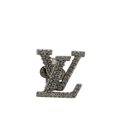 ルイヴィトン ブックル・LVイニシャル 片耳ピアス - メルカリ
