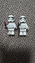 LEGO スター・ウォーズ FIRST ORDER 将校 FIRST ORDER 分隊長のサムネイル