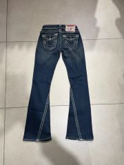 TRUE RELIGION デニム25インチ ピンクステッチ - メルカリ